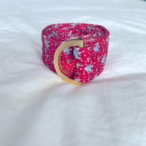 Vineyard Vines red silk angel fish belt - women’s Small
